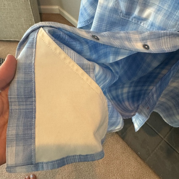 Orvis Tech Chambray Long Sleeve Men's Work Shirt - Picture 4 of 6